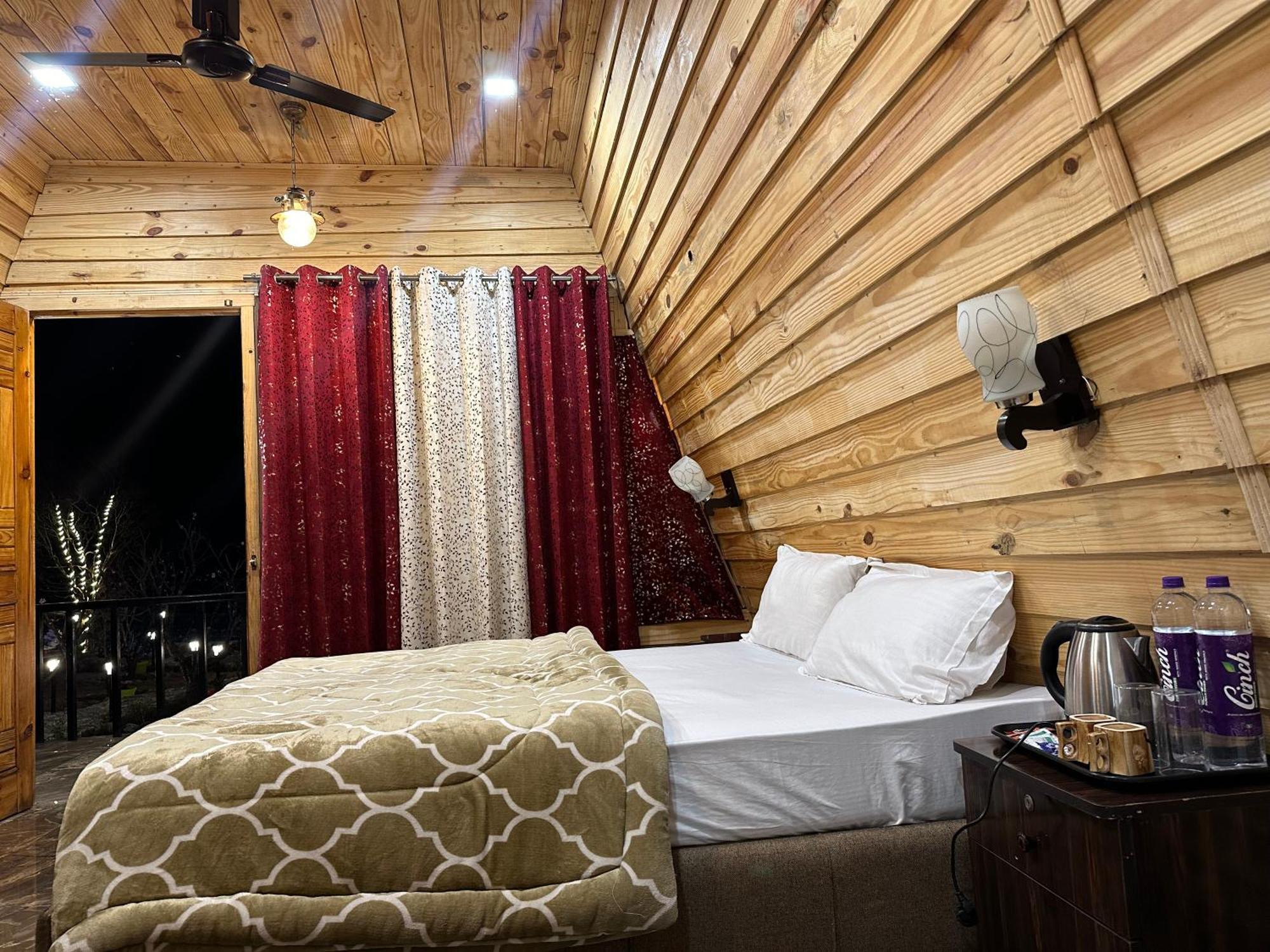 Cabana Riverside Resort - Kainchi Dham 나이니탈 외부 사진