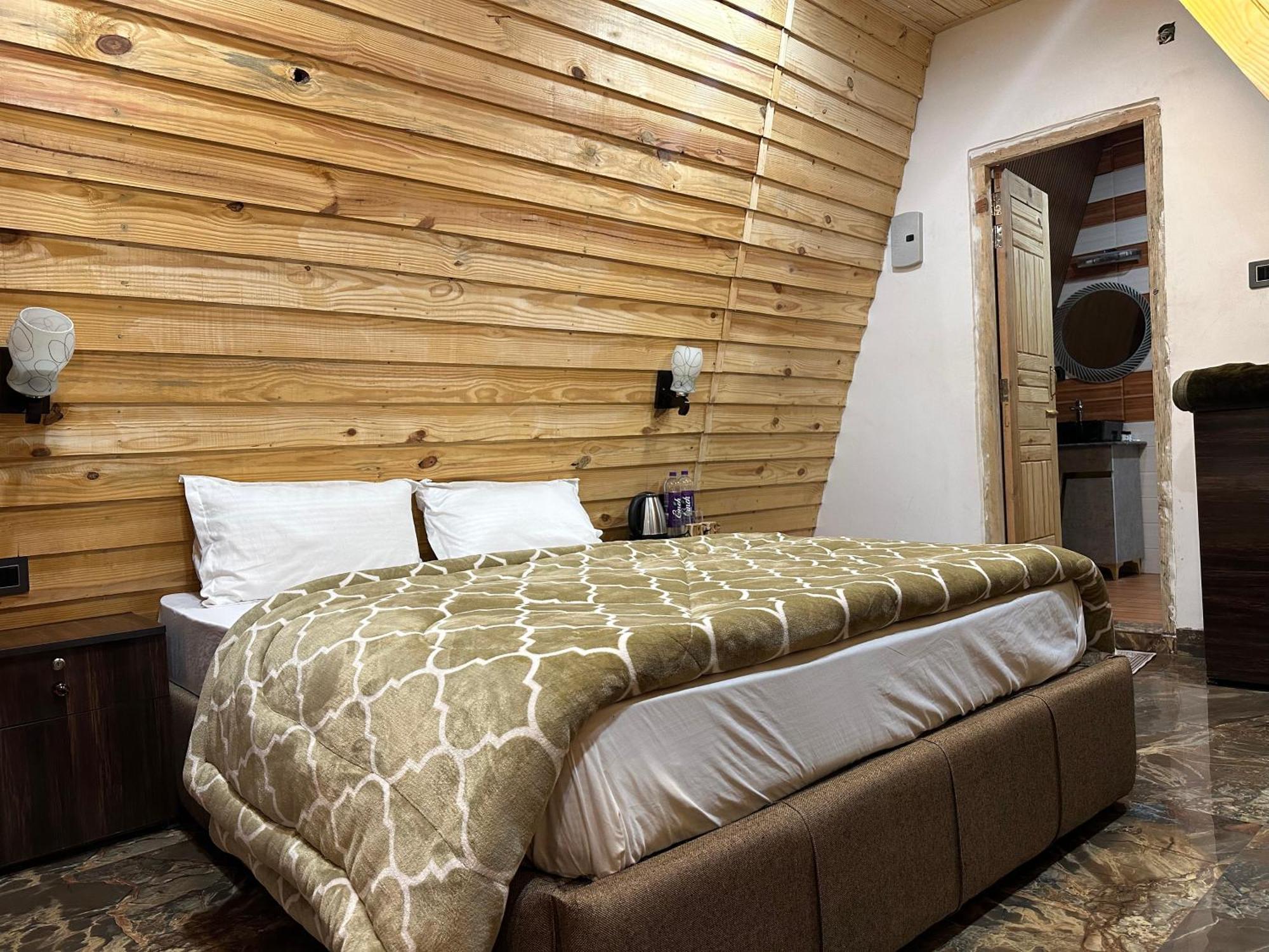 Cabana Riverside Resort - Kainchi Dham 나이니탈 외부 사진