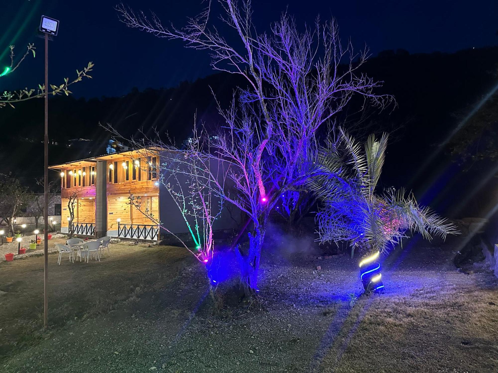Cabana Riverside Resort - Kainchi Dham 나이니탈 외부 사진
